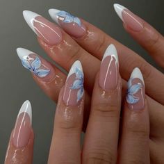 Nail Designs With Blue Polish, White And Blue Nail Ideas, Y2k Nails Almond, Nails White And Blue, Blue Almond Nails Design, Blue Nails With Design, Blue White Nails, Nail Designs Blue, Blue Nail Inspo