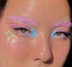 Movie Makeup, Makeup Stuff, Graphic Liner, Makeup Artistry, Makeup Makeover, Beauty School, Artistry Makeup, Makeup Eyeshadow