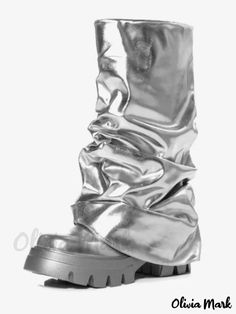 Olivia Mark - Womens Round Toe Flat Booties with Silver Slouch Design Slouch Boots, Flat Booties, Womens Chunky Heels, High Heel Wedges, Slouched Boots, Estilo Chic, Rounded Toe Boots, Slip On Boots, Womens Mid Calf Boots