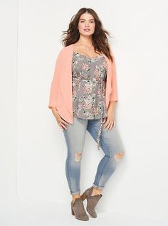 Plus Size Summer Fashion, Plus Size Winter Outfits, Plus Size Tips, Summer In The City, Mode Tips, Summer Work Outfits, Closet Goals, Stylish Plus