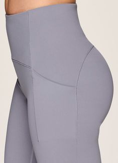 Feel confident and supported during your workout in our Power Play Tech Flex 7/8 Legging. Made with our smooth, quick-drying, moisture-wicking Tech Flex fabric, these ankle-length leggings provide light compression for a comfortable and streamlined fit while maintaining the squat-proof stretch you're looking for. The high rise, seamless curved waistband offers both style and support, and large side pockets provide functional storage for a hands-free experience. Curved Waistband, Running Outfits, Everyday Pants, Ankle Length Leggings, Plus Size Shopping, Workout Outfits, Squat Proof, Functional Storage, Running Clothes