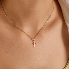 "This lovingly handcrafted 14K Solid Gold Cross Pendant, Dainty Cross Necklace Is Great Gift For Christmas, Gift For First Communion or Baptism, Everyday Necklace Gold makes the perfect gift for mothers, Gift for sisters, Gift For Christmas, and friends. This delicate looking necklace is both elegantly designed, and religiously infused. A traditional design Christ necklace which you can wear on your special days or everyday life. D E T A I L S * 100% 14K(585) Real Gold (no gold-filled or no gold Simple Gold Cross Necklace, Christmas And Friends, Gold Chain Cross, Everyday Necklace Gold, Dainty Cross Necklace, Anchor Jewelry, Pretty Jewelry Necklaces, Silver Bracelets For Women, Gold Cross Necklace