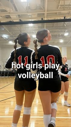 Volleyball Couple, Volleyball Needs, Preppy Volleyball, Volleyball Fits, Inspirational Volleyball Quotes, Volleyball Boys, Volly Ball, Volleyball Pics