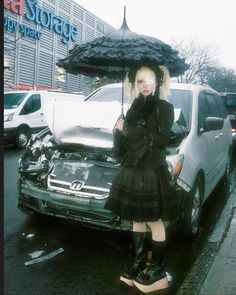 lejin fan January 29, Japanese Street Fashion, Grunge Goth