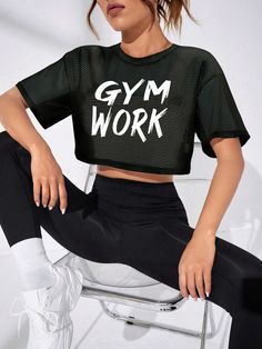 Letter Graphic Drop Shoulder Crop Sports Tee Gym Top Black   Short Sleeve Fabric Letter  Slight Stretch  Women Activewear, size features are:Bust: ,Length: ,Sleeve Length: Gym Tops Women, Estilo Fitness, Traje Casual, Gym Tops, Women Sports, Sport T-shirts, Sports Tees, Streetwear Outfit, Primavera Estate