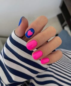 7. Royal Blue   Bright Pink Nails Summer is almost here, nothing beats the warm summer months. Those long days allowed you to do lots of activities or go out with your girlfriends. Whether you are hanging around the beach, BBQ in the back garden, or meeting up with your friends. 90s Short Nail Designs, Bright Sns Nails, Dipped Short Nails, Gel Manicure Short Nails Summer, Spring Bright Nails, Rainbow Toe Nail Designs, Trendy Gel Nails Spring, Cute Dip Nails Ideas Summer, Dip Powder Nails Colors Summer Short