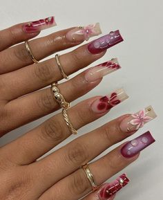 Pink Flower Nails Coffin, Winter Nail Art Designs, Girly Nails, Blossoming Flower, Blooming Gel, Summer Acrylic, Beauty Of Flowers, Spring Nail Designs