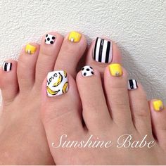 Pedicure, Toe Nail Art - white, yellow, black design, bananas, stripes, dots Nails Pedicure Toenails, Nails White Design, Toenails Polish, Pedicure Toenails, Joy Nails, Shellac Pedicure, Fruit Nail Designs, Feet Nail Design