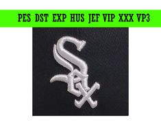 a baseball cap with the chicago white sox logo on it