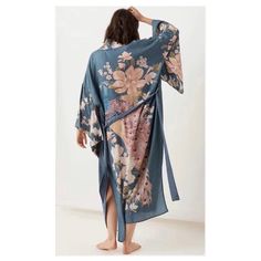 In Perfect Condition! Never Worn. #Kimono #Kimonorobe #Bohochic #Bohostyle #Bohemianstyle Bohemian Style Kimono, Long Floral Kimono, Kimono Shirt, Maxi Kimono, Bohemian Kimono, Floral Print Kimono, Beach Kimono, Kimono Vintage, Boho Cardigan