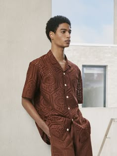 Resort Wear For Men Casual, Resort Shirt Men, Viscose Shirt Men, Summer Knitwear Men, Summer 2024 Menswear, Men’s Beach Fashion 2024, Mens Holiday Shirts, Chic Resort Wear, Caribbean Fashion