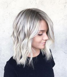 Teenage Hairstyles, Hair Colorful, Icy Blonde Hair, Coconut Hair, Ice Blonde, It Girls, Platinum Blonde Hair, Brown Blonde Hair