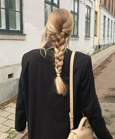 Messy French Braids, French Braid Ponytail, Side French Braids, French Braids, Messy Braids, French Braid Hairstyles, Side Hairstyles, בר מצווה, Back View