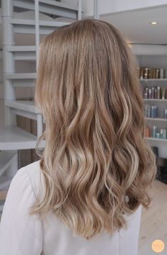 Wheat Blonde Hair, Honey Blonde Hairstyles, Blond Hairstyles, Blond Color, Beige Blond, Blond Balayage, Kanekalon Hairstyles, Blonde Hairstyles, Honey Blonde Hair