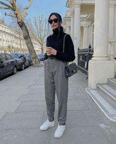 What To Wear With Grey Pants: 5 Amazing Outfits | The European Closet Hannah Cocobeautea, Grey Dress Pants Outfit, Grey Trousers Outfit, Gray Sweatpants Outfit, Slacks Outfit, Dress Pants Outfits, Style Parisienne