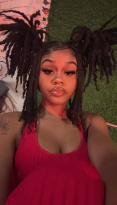 Layered Loc Bob, Loc Style Ideas, Long Dreadlocks Styles, Dreadlock Style, Dreadlock Styles, Dreads Styles, Dyed Hair Inspiration