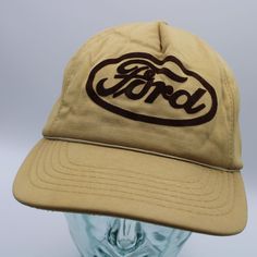 Vintage Snapback Fitted Hat For Outdoor, Vintage Fitted Hat With Flat Brim, Vintage Fitted Snapback Hat, Adjustable Vintage Hat For Streetwear, Vintage Flat Brim Dad Hat For Outdoor, Adjustable Vintage Baseball Cap For Streetwear, Adjustable Vintage Hats For Streetwear, Vintage Brown Baseball Cap One Size Fits Most, Vintage Dad Hat For Outdoor