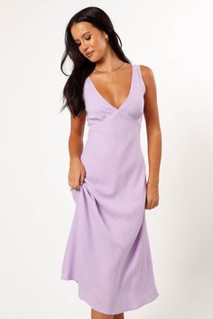 Shyla Midi Dress - Lilac - Petal & Pup USA Satin Dresses Long, Satin Dresses Long Sleeve, Beautiful Midi Dresses, Black Tie Wedding Guests, White Dress Shoes, Essential Dress, Resort Dresses, Bridesmaid Outfit, Lilac Dress