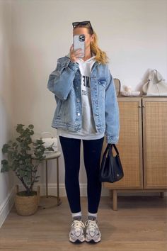 Casual Autumn Outfits Leggings, Jean Jacket On Jeans Outfit, Scandinavian Leggings Outfit, Autumn Style Curvy, Casual Outfits Doc Martens, 5’2 Female Outfits, Outfits With Long Jean Jackets, Jeans Jackets Outfits, How To Style A Jeans Jacket