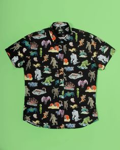 Snake Fashion, Masculine Clothing, Pretty Snakes, Abominable Snowman, Bat Boys, Cool Buttons, Short Sleeve Dress Shirt, Fashion Line, Short Sleeve Button Up