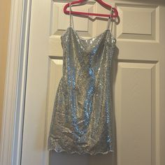 Size Xs, Never Worn Dresses Lucy In The Sky, Lucy In The Sky Dress, Silver Dresses, School Dance Dresses, Lucy In The Sky, Sequin Bodycon Dress, School Dance, School Dances, Silver Dress