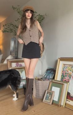 Brown Button Vest Outfit, Vest As Shirt Outfit, Vest Outfits Skirt, Cute Fall Outfits Warm Weather, Autumn Vibes Outfit, Vest Ideas Outfit, Layered Vest Outfits, Cute Warm Weather Outfits, Warm Weather Winter Outfits