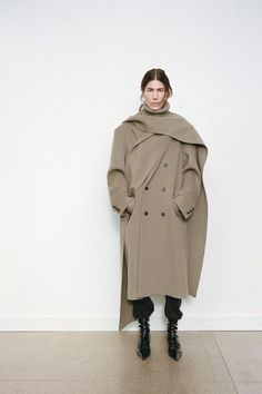 Bouchra Jarrar, Mode Inspo, Fall 2023, Minimal Fashion, Womens Fall, Long Coat, Paris Fashion, Paris Fashion Week, The Row