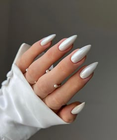 Graduation Nail Designs, White Lace Nails, White Chrome Nails, Graduation Nails, Lace Nails, Stiletto Nails Designs, Chic Nails, Summer Nail