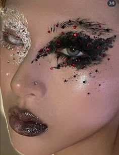 Creative Vampire Makeup, Monster Makeup, Swag Makeup, Halloween Makeup Inspiration, Goth Makeup, Clown Makeup, Cosplay Makeup, Creative Makeup Looks