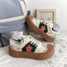 Shoe Inspo 2023, Graphic Shoes, Artsy Shoes, Shoes Embroidery, Japanese Korean Fashion, Kawaii Shoes, Funky Shoes, Cute Sneakers, Shoe Inspiration