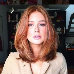 Rambut Brunette, Dunner Wordend Haar, Long Red Hair, Shoulder Length Hair Cuts, Bob Hair, Trendy Haircuts, Mid Length Hair, Long Red, Medium Hair Cuts