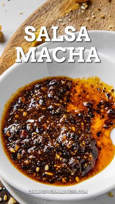 Salsa Macha looking extra inviting. Best Salsa, Chili Oil Recipe, Mexican Sauce, Salsa Recipes, Hot Sauce Recipes, Dried Peppers