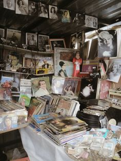 flea market aesthetic vintage thrift fairouz levant jordan syria Morocco tunis arab arabic om kolthoum beirut Damascus amman Palestine free Palestine 90s 70s old Beirut Lebanon Aesthetic, Beirut Aesthetic, Lebanon Aesthetic, Lebanon Beirut, Mind Power