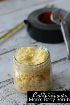 Looking for an affordable gift idea? Check out my Men's Body Scrub ...easy and it's such a nice gift, especially if your man has rough hands! Coconut Oil Body Scrub, Natural Face Scrub, Gift Homemade, Mens Body, Easy Homemade Gifts, Body Scrub Recipe, Rough Hands, Sugar Scrub Recipe, Face Scrub Homemade