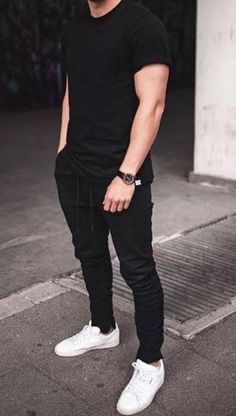 Workout Man, Black Outfit Men, Mens Summer Outfits, Mens Casual Outfits Summer, Trendy Mens Fashion, Men Fashion Casual Shirts, Fashion Suits For Men