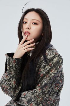 Itzy Yuna Photoshoot, Yuna Photoshoot, Lia Ryujin Chaeryeong, Shin Yuna, Itzy Yuna, Harper’s Bazaar, Harper's Bazaar, Harpers Bazaar, Blackpink Jisoo