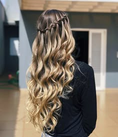 Enchanting Hairstyles, Waterfall Braid With Curls, Amazing Waterfall, Mint Green Hair, Waterfall Hairstyle, Waterfall Braids, Indoor Ideas, Ponytail Hairstyle, Simple Prom Hair