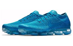 Nike Air VaporMax Flyknit Blue Orbit 849558-402 Nike Free Runners, Tennis Shoes Outfit, Nike Air Vapormax Flyknit, Nike Vapormax, Vapormax Flyknit, Fresh Sneakers, Shoes Air, Latest Shoe Trends, Air Vapormax