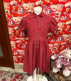 Classic Fitted Plaid Dress With Short Sleeves, Fitted Classic Plaid Dress With Short Sleeves, Classic Short Sleeve Plaid Dress, Retro Short Sleeve School Dresses, Vintage Plaid Short Sleeve Dress, Red Fitted Plaid Dress With Short Sleeves, Fitted Red Plaid Dress With Short Sleeves, Fitted Plaid School Dress, Fitted Plaid Dress For School