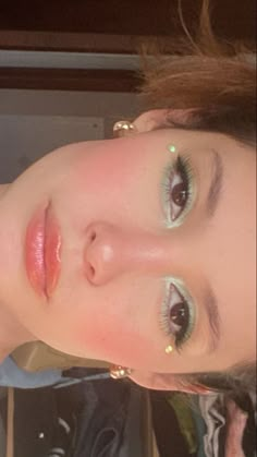 Fairy Makeup Aesthetic Green, Cool Tone Fall Makeup, Stages Of Makeup Application, Green Makeup Eye Looks, Fun Neutral Eye Makeup, Green Makeup Inspiration, Face Crystals Make Up, Boho Makeup Aesthetic, Make Up With Crystals Eye Makeup