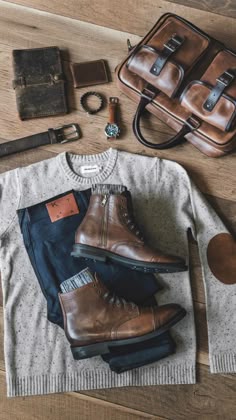 Rugged Gentleman Style, Dark Academia Outfits Men, Brown Aesthetics, Germany Trip, Rustic Outfits, Dark Academia Outfits, Farmer Boy, Nyc Fits, Brogues Men