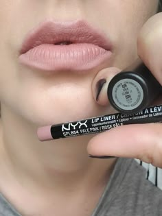 Nyx Pale Pink Lip Liner, Lip Liners For Fair Skin, Pale Pink Lip Combo, Tarte Bb Cream, Mac Viva Glam Ii, Viva Glam Ii, Natural Pink Lipstick, Powerful Makeup, Pale Pink Lipstick