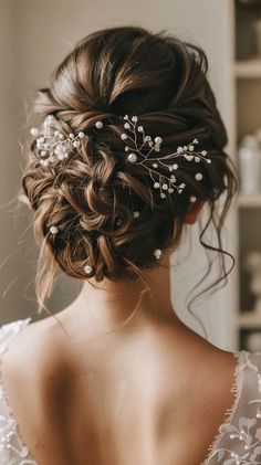 Cute Wedding Hairstyles, Intricate Braids, Wedding Micro, Κούρεμα Bob, Hairstyle Curly, Winter Wedding Hair, Fall Wedding Hairstyles, Classic Wedding Hair, Wedding Hair Up