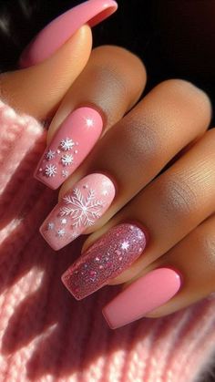 I'm absolutely loving the pink nail trend for this Christmas! It's the perfect mix of playful and elegant. What do you think of this idea? Share your thoughts on this gorgeous pink Christmas nail design in the comments below! Pink Christmas Nail, Nails For 2023, Pink Christmas Nails, Nail Trend, Cute Christmas Nails, Christmas Nails Acrylic, Santa Hats, Festival Nails, Xmas Nails