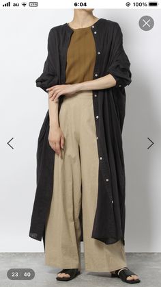 Muji Style, Dress Over Pants, Modern Hijab Fashion, Quoi Porter, Square Pants, Everyday Fashion Outfits, Japanese Outfits, Autumn Outfit, 50s Fashion