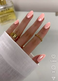 Nails To Make You Look Tanner, Light Pink Nails Oval Shape, Pastel Nails One Color, Acrylic Nails Ideas For Wedding, School Color Nails, Nails Spring Summer 2025, Fishing Lure Nails Designs, 2025 Nails Color