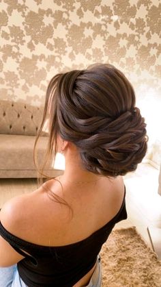 Sanggul Modern, Hair Style On Saree, Hoco Hair Ideas Medium, Elegant Wedding Hair, Quince Hairstyles