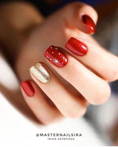 Red Christmas Nails, Red Acrylic Nails, Christmas Nails Easy, Cute Christmas Nails, Christmas Gel Nails, Christmas Nail Art Designs, Red Nail Designs, Christmas Nails Acrylic, Nail Tattoo