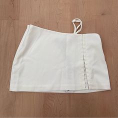 Iamgia Elori Mini Skirt Size Xs New With Tags White Asymmetrical Chic Skort, Chic White Asymmetrical Skort, White Asymmetrical Skort For Spring, White Asymmetrical Skort For Day Out, Mini Skirt White, Corset Skirt, Grey Trench Coat, White Mini Skirt, Wrap Mini Skirt