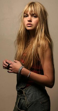 Langer Pony, Aimee Teegarden, Blonde Bangs, Blonde Actresses, Long Blonde, Long Blonde Hair, Hair Envy, Mode Inspiration